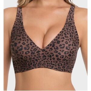SEAMLESS DEEP V PUSH-UP WIRELESS BRA TWO PACK L